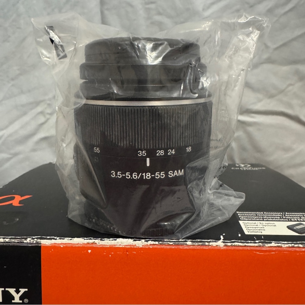 Sony Alpha A55 DSLR Camera w/2 Lenses, Batteries, & Chargers (SLT-A55VL) - Picture 13 of 15